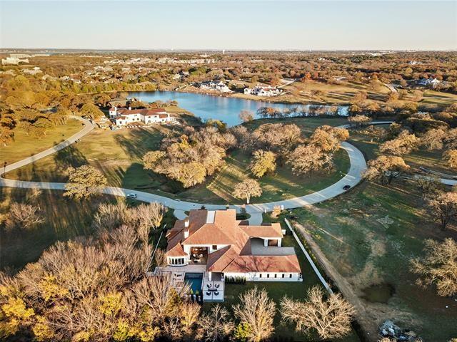 1521-Meandering-Way-Drive-1