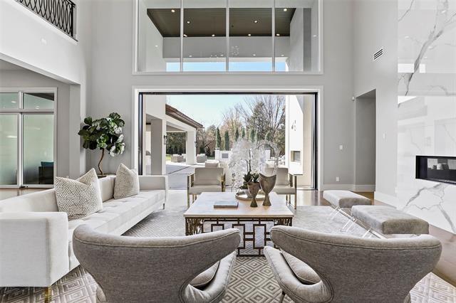 1521-Meandering-Way-Drive-1