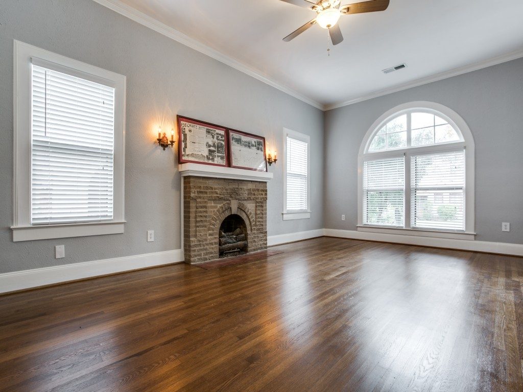 1527-seevers-ave-dallas-tx-MLS-1-1024x768