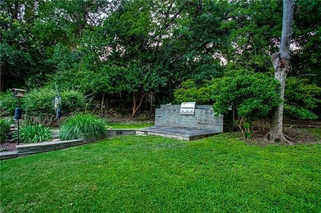 1750-Trace-Bella-outdoor-dining-1024x768