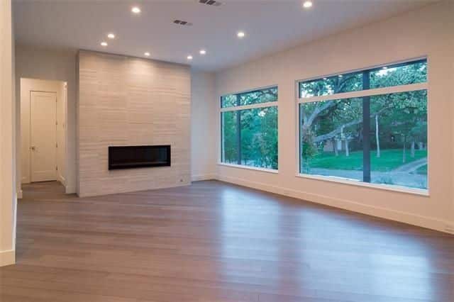 725-Lowell-a