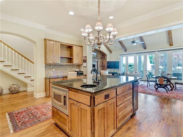 1615-Carleton-Kitchen-3