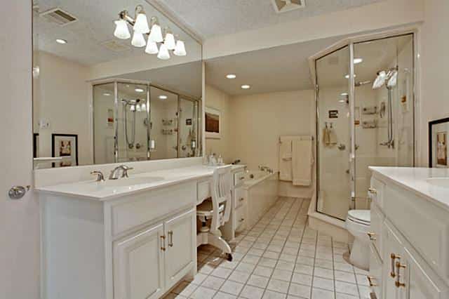 1652-Sylvan-Master-Bath