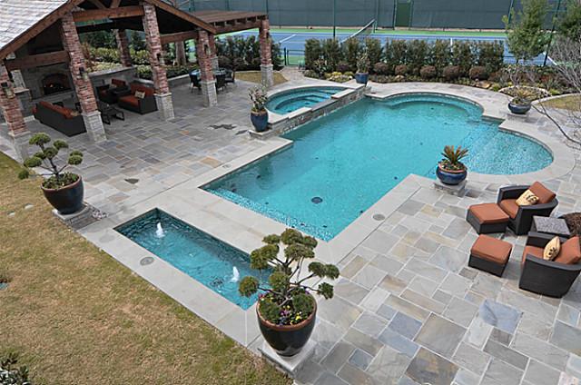 17-Robledo-drive-pool