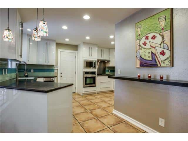 1712-Lake-Side-Kitchen-1