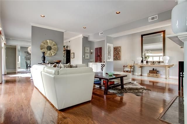 1715-Western-Living-Room-2