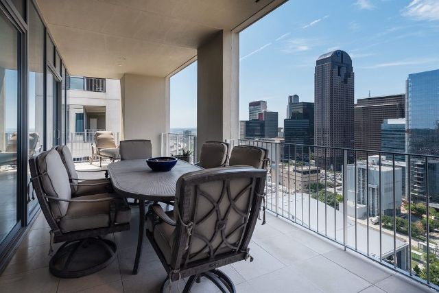 1717-Arts-Plaza-1915-26