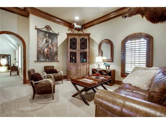 1724-Wisteria-Way-Lounge