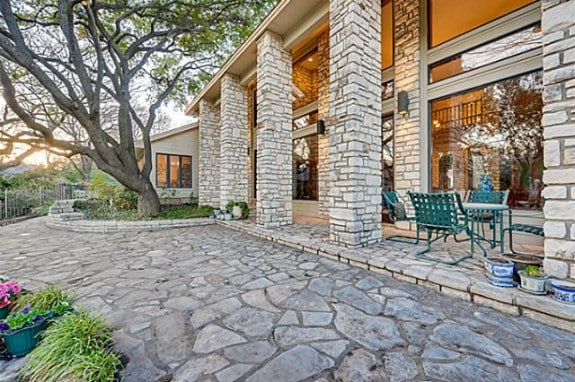 17412-Pauma-terrace-575x382