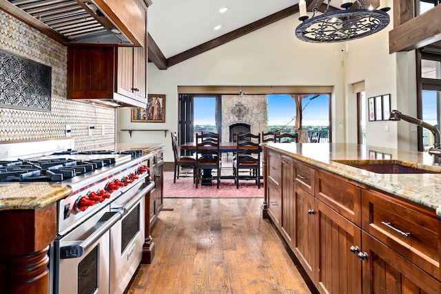 1-web-or-mls-1011-Lakevie-Pt-1