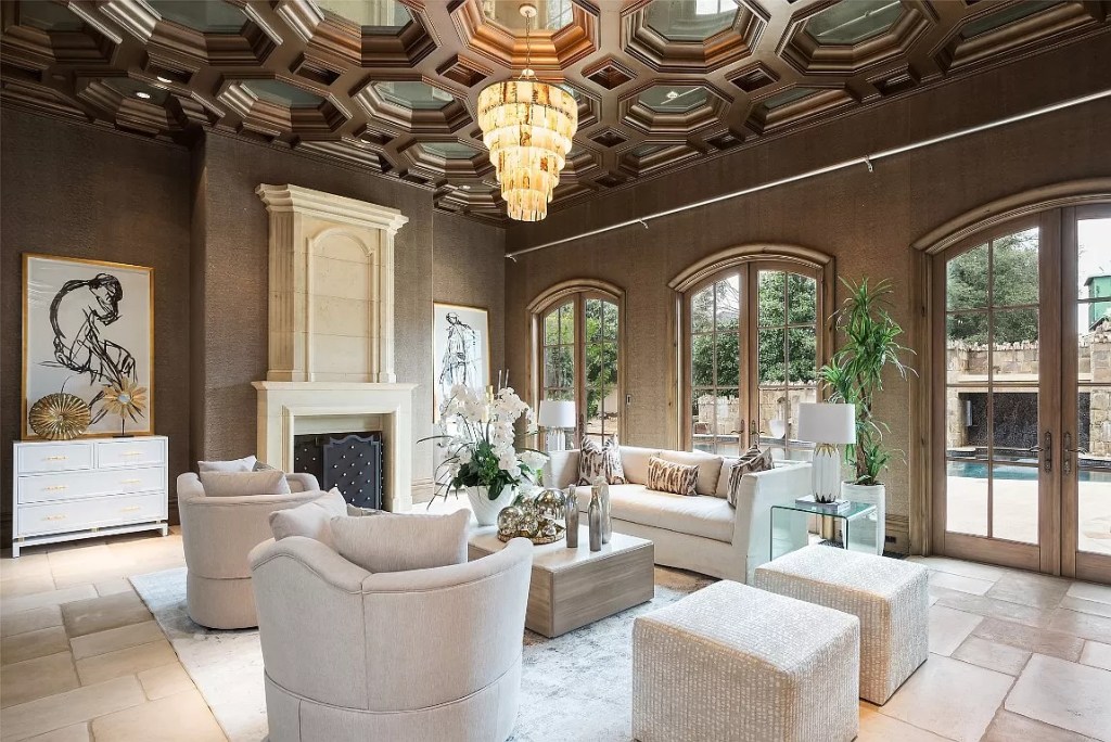 Preston Hollow mansion