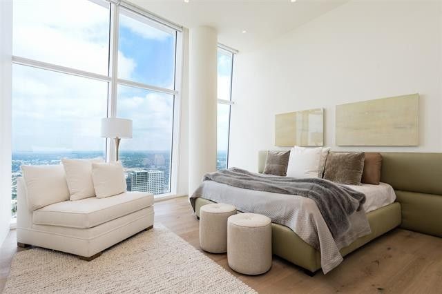 1918-Olivee-Street-4201-1