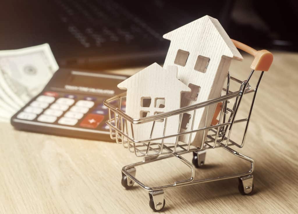 Down-Trend-Economy-Real-Estate-Market-1024x632