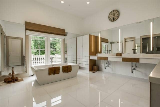 Master-Bath