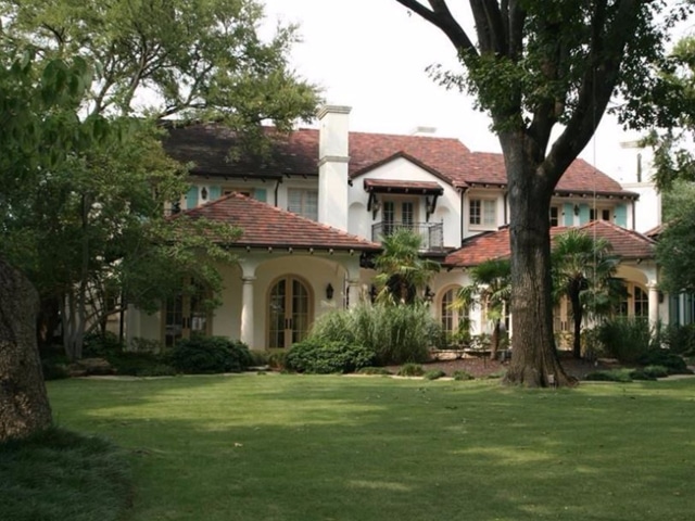 2-University-Park-20000