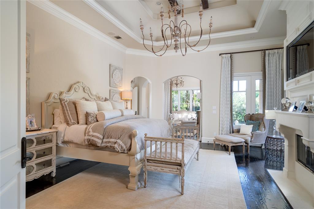 2001-Navasota-Court-overview