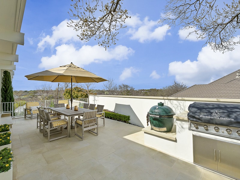 2004-Canterbury-drive-patio