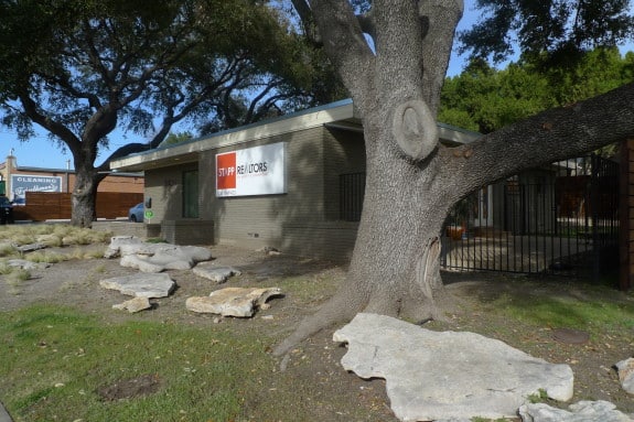 2014-03-07-05.29.52-575x383