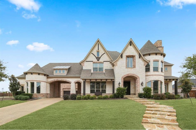 2031-Courtland-Drive-1