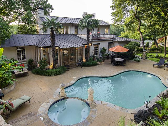 2142-Kessler-Parkway-Backyard