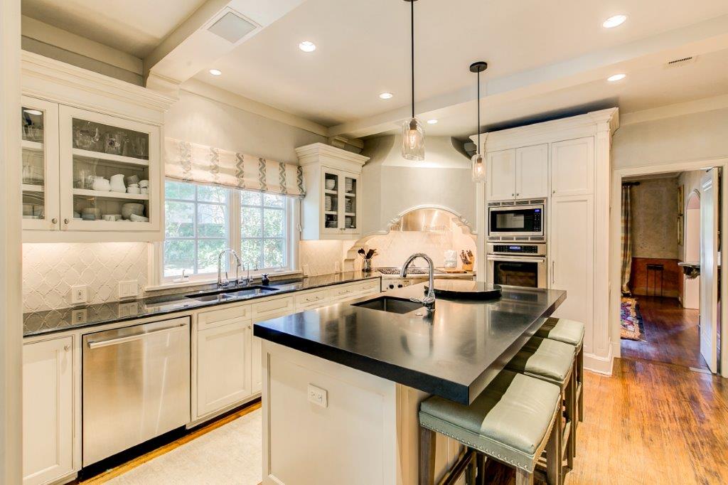 56_3829_Monticello_Dr60