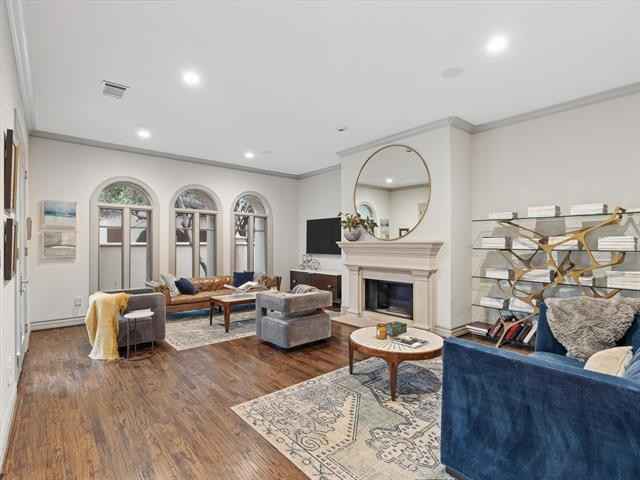 21d684956e73f318433c79c934c3cf45l-m3414799776od-w1024_h768_x2