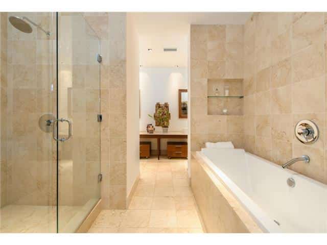 2200-Victory-master-bath