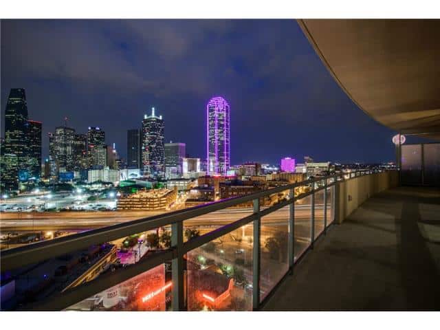 2200-Victory-terrace