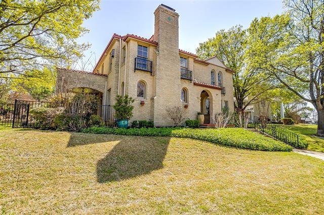 2200-Winton-Terrace-Front-2