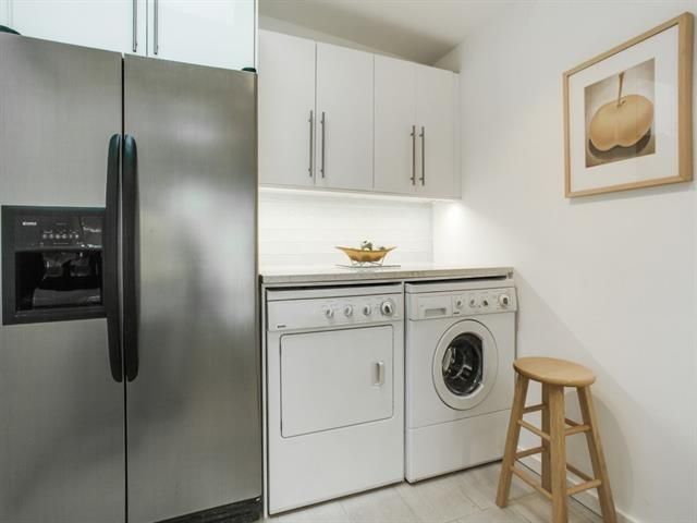 2210-Saint-Francis-l