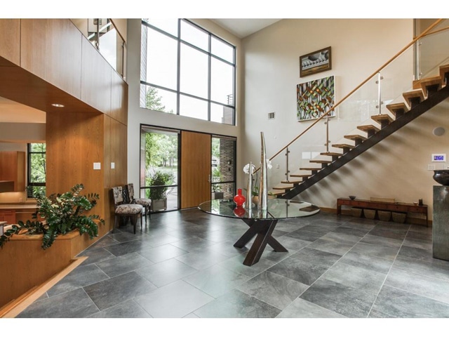 2219-Kessler-Woods-Ct.-Foyer-2