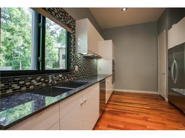 2223-Kessler-Woods-Ct-Kitchen-4