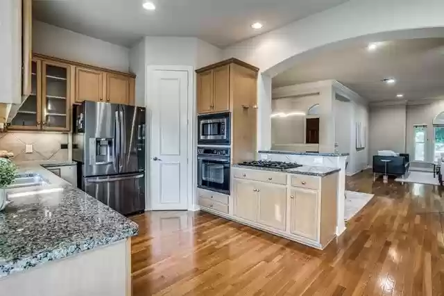 2225-Canton-Apt.-127-Front