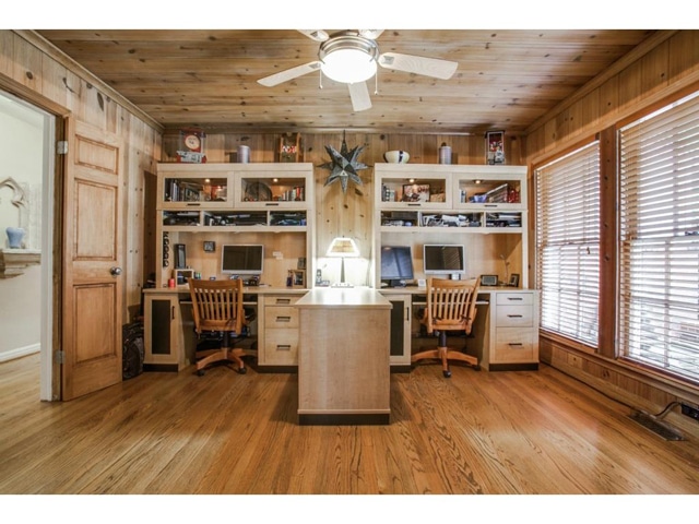 2225-Stevens-Woods-Home-Office