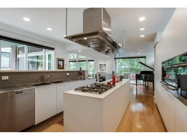 2239-Kessler-Woods-Kitchen