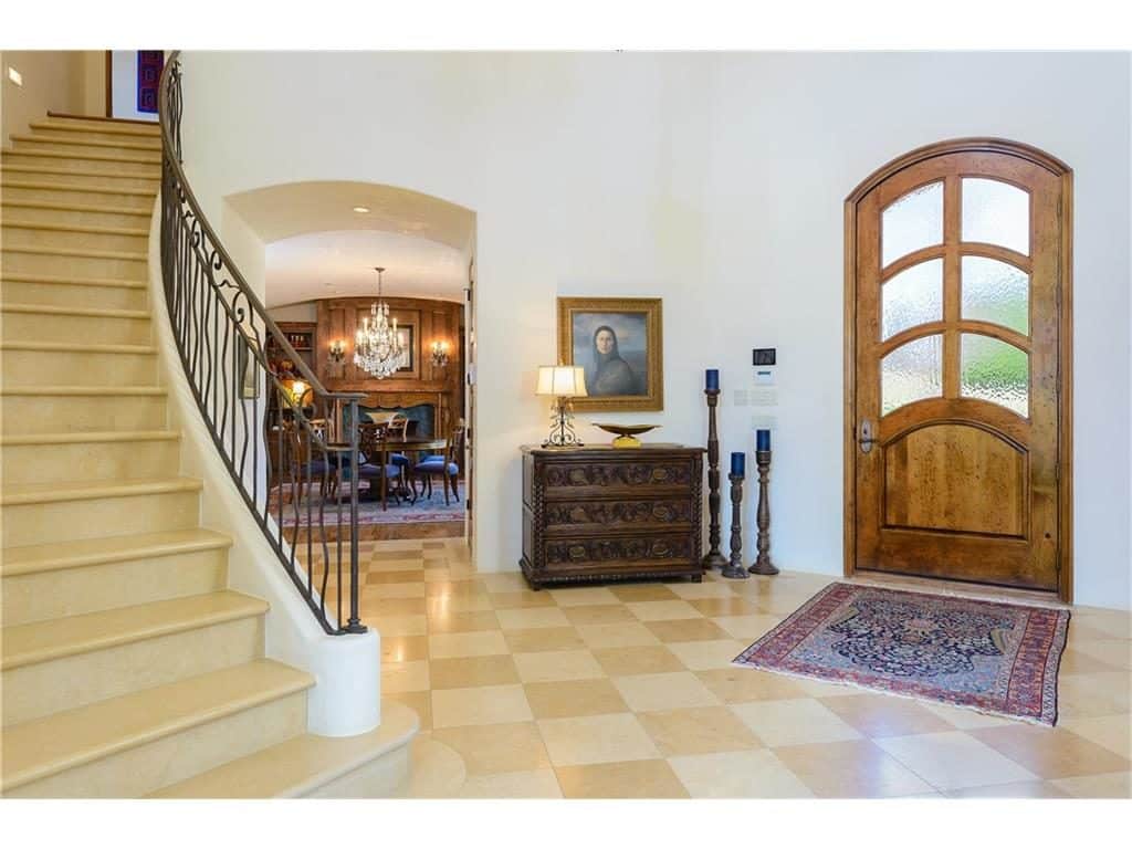 2252-king-fisher-dr-foyer-1024x768