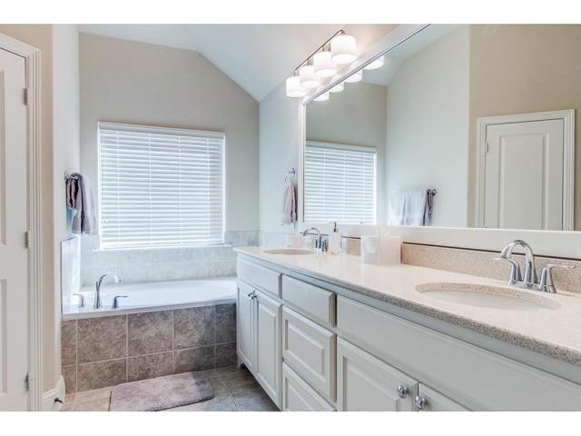 2272-Longwood-Master-bath