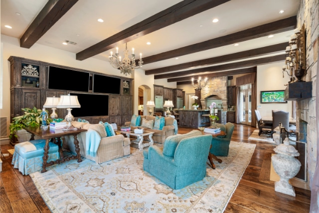 6901-Sanctuary-Lane-ext-1024x683