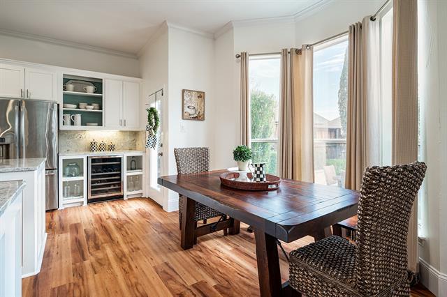 2324-Dobbins-Lane-1-1-1