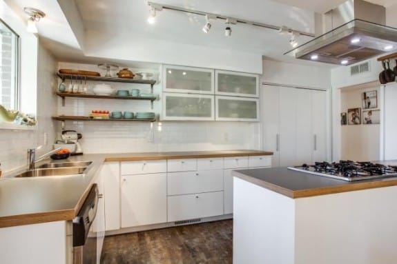 2344-Pinebluff-Kitchen-1-575x383