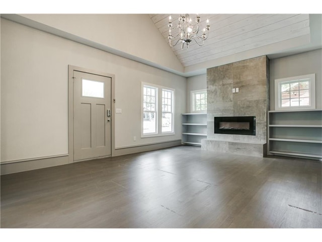 236-N-Waverly-Living-3