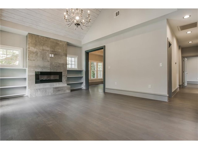 236-N-Waverly-Living-e