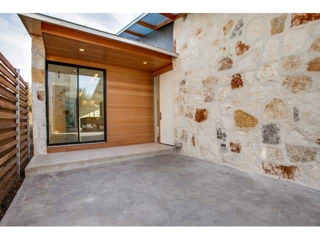 24-Vanguard-Patio-2