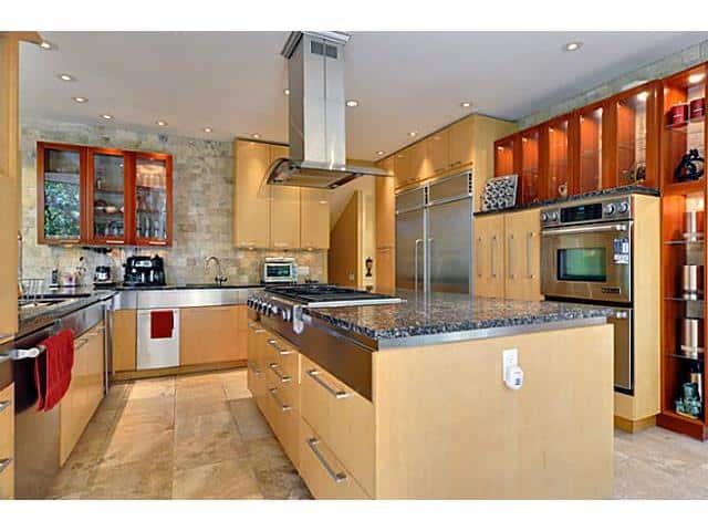 2429-N.-Cooper-Kitchen