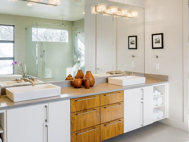 2429-Pickens-master-bath-2