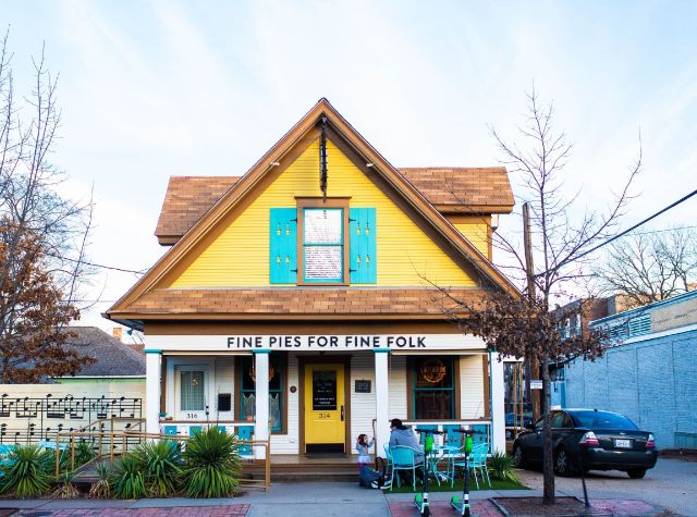 640x500-large-vertical-overlay-1