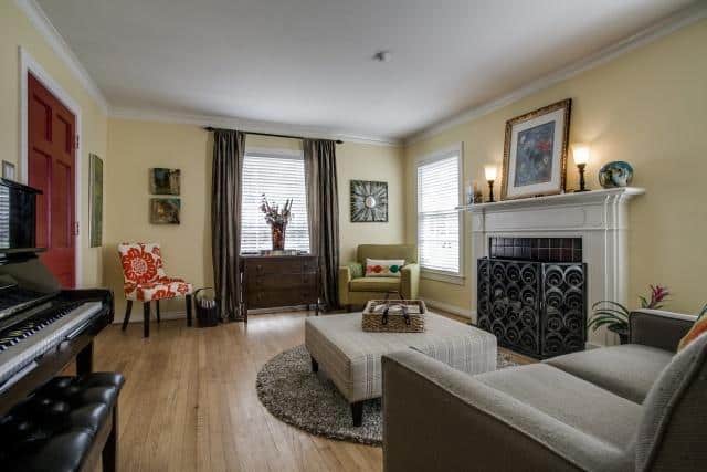 2531-W-10th-Formal-Living