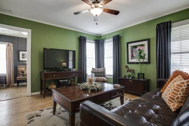 2531-W-10th-LivingBedroom