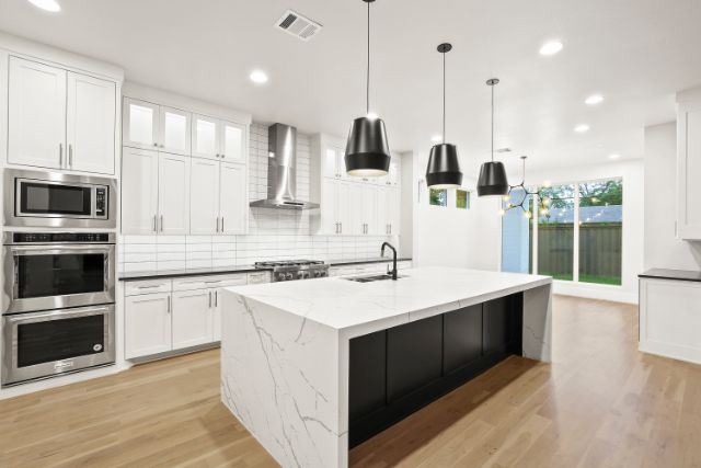 4037-Lively-500-copy