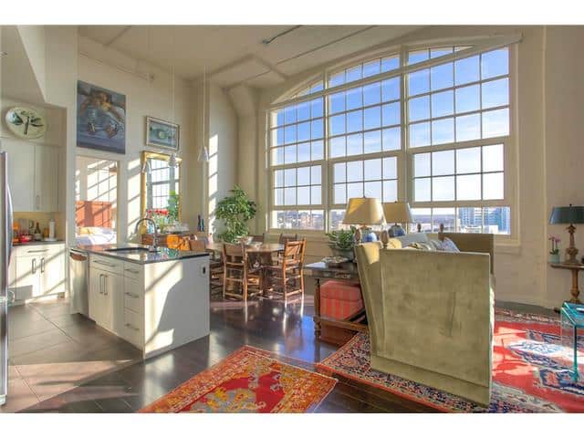 2600-W-7th-ST-2738-Living